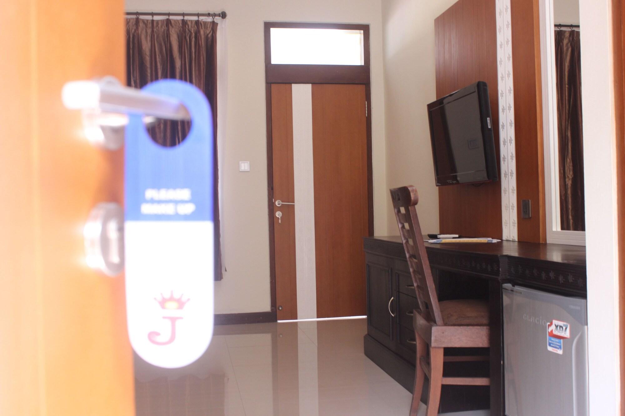 Jesens Inn II Kuta  Exterior photo